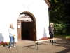 a4_morgenrunde_vor_der_kleinen-kapelle_img-20200715_1